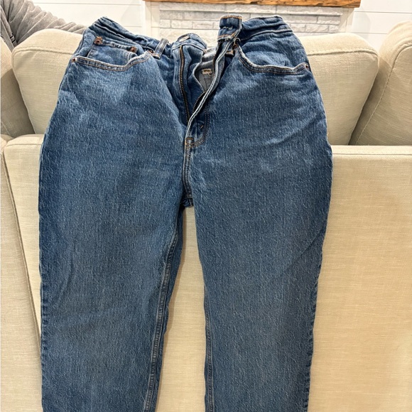 Jeans - Picture 2 of 3